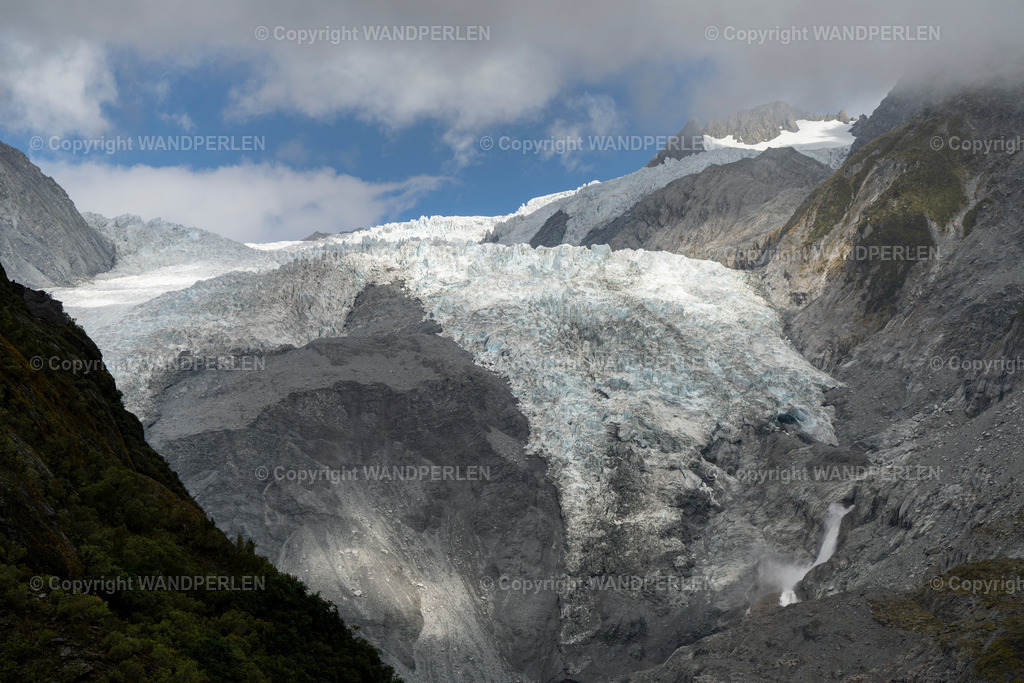 Franz-Josef-Glacier | Großformatige Foto-Drucke in Galeriequalität – Wandperlen.de. Feine Details, brillante Farben, hochwertige Materialien und zuverlässige Lieferung für Home & Office.  - Realisiert mit Pictrs.com
