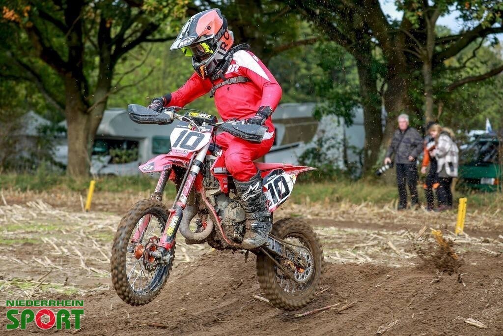 OpenTrack2024_Kinder_46 | Bildergalerie von Sport-Ereignissen aber auch von weiteren spannenden Dingen - nicht nur vom Niederrhein. In Anlehnung an den bekannten Spruch von Hanns Dieter Hüsch heißt das Motto: "Niederrhein ist überall".  - Realisiert mit Pictrs.com