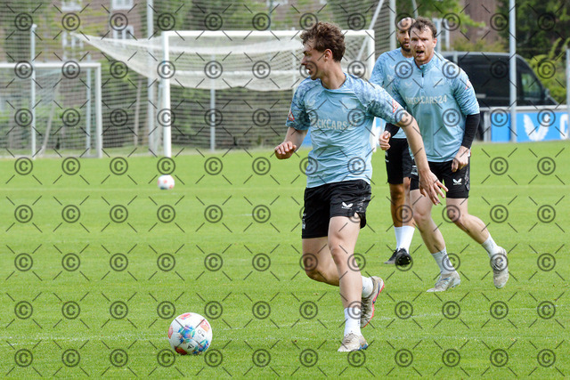 RGE_9460b | Hertha BSC, 2.Bundesliga, Herren, Training, Saison 2025/26, Maurice Krattenmacher ( Hertha BSC ),  Montag 04.05. 2026,   Fotograf:   Ralf Gebhardt - Realisiert mit Pictrs.com