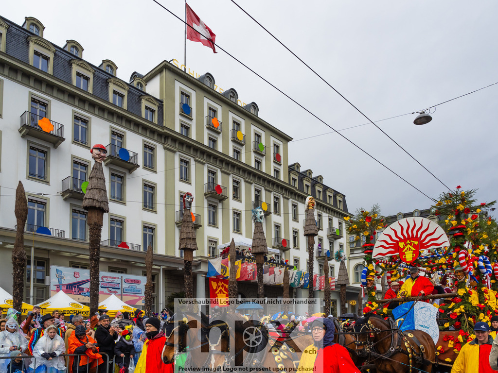 Fritschi-Umzug Luzern 2026 | Foto-Standort: Schweizerhof Luzern - Realisiert mit Pictrs.com