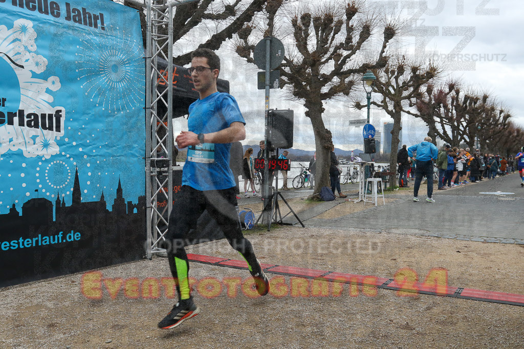 221231_1150_EV9_4900 | Sportfotografie im Rhein-Sieg Kreis, Köln, Bonn, NRW, Rheinland Pfalz, Hessen, etc. Unser Tätigkeitsfeld umfasst den Laufsport vom Volkslauf über den Marathon, Duathlon, Triathon bis zum Ultralauf wie Kölnpfad Ultra oder Schindertrail.