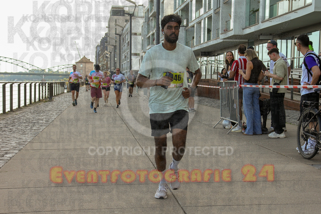 250920_1452_EX1_8005 | Sportfotografie im Rhein-Sieg Kreis, Köln, Bonn, NRW, Rheinland Pfalz, Hessen, etc. Unser Tätigkeitsfeld umfasst den Laufsport vom Volkslauf über den Marathon, Duathlon, Triathon bis zum Ultralauf wie Kölnpfad Ultra oder Schindertrail.