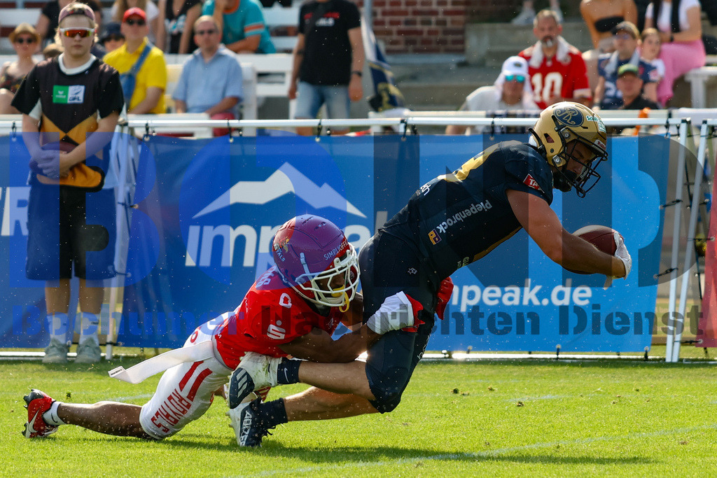 GFL: Potsdam Royals vs. Dresden Monarchs{date} -  | {headline}(Foto: Thomas Sobotzki / BOND) - Realisiert mit Pictrs.com