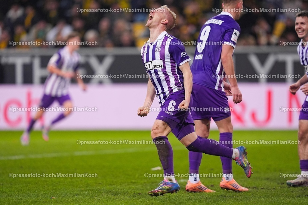 xYDRx17012601034 | 17.01.2026, xydrx, Fußball, 3.Liga, TSV Alemannia Aachen - VfL Osnabrück, Saison 2025 2026, Tivoli: Torjubel nach dem Tor zum 2:0 für den VfL Osnabrück durch Torschütze Bryan Henning (VfL Osnabrück #6)        DFB regulations prohibit any use of photographs as image sequences and or quasi-video. Photo: xYannisxDreimannxPressefotoKochx