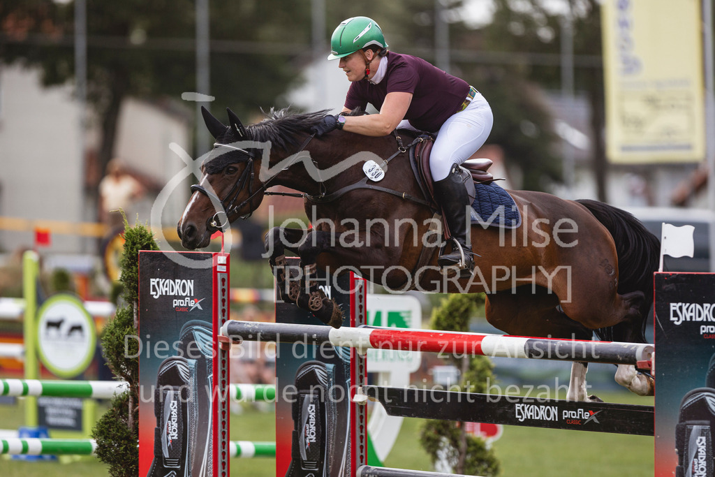 240719_LC_Youngster-S-613 | Deine schönsten Turniermomente als professionelle Fotos! Entdecke hochwertige Pferdesport-Fotografie im Online-Shop. Jetzt Fotos finden & bestellen!