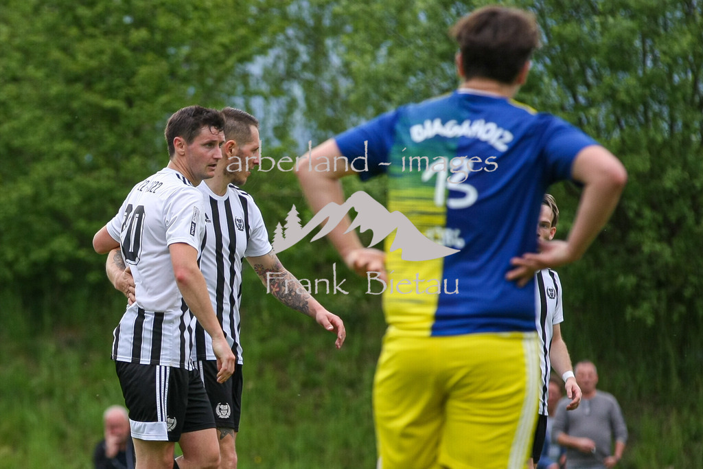 993T8055 | Medien- Sport- Entertainmentfotos