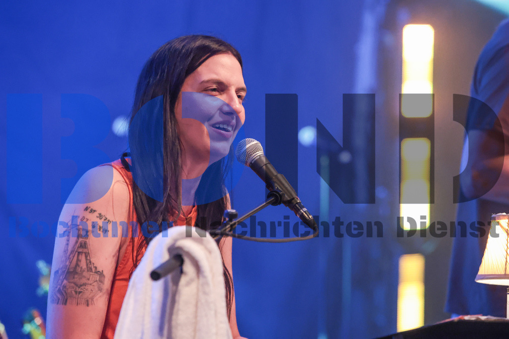 SES_BTFEUE20250704-24 | bond - Realisiert mit Pictrs.com