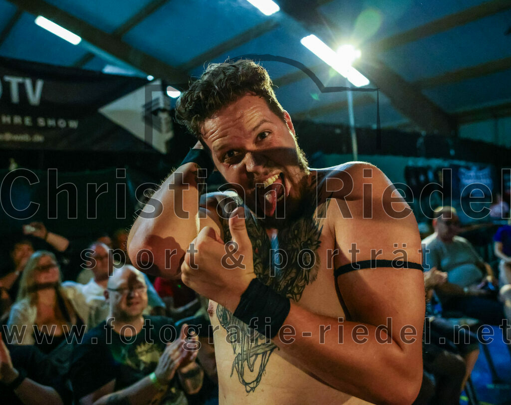 2023-08-12_182_EWS_Wrestling_ERDING | Erding, Deutschland, 12.08.2023:
Wrestling, Saison 2023, EWS Wrestling ERDING

Foto: Christian Riedel / fotografie-riedel.net