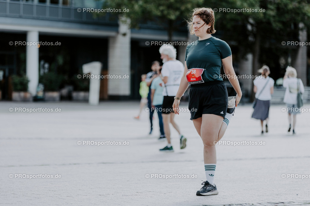 240825_Treppenlauf-34 | Professionelle Fotos Ihrer Laufsportveranstaltung.