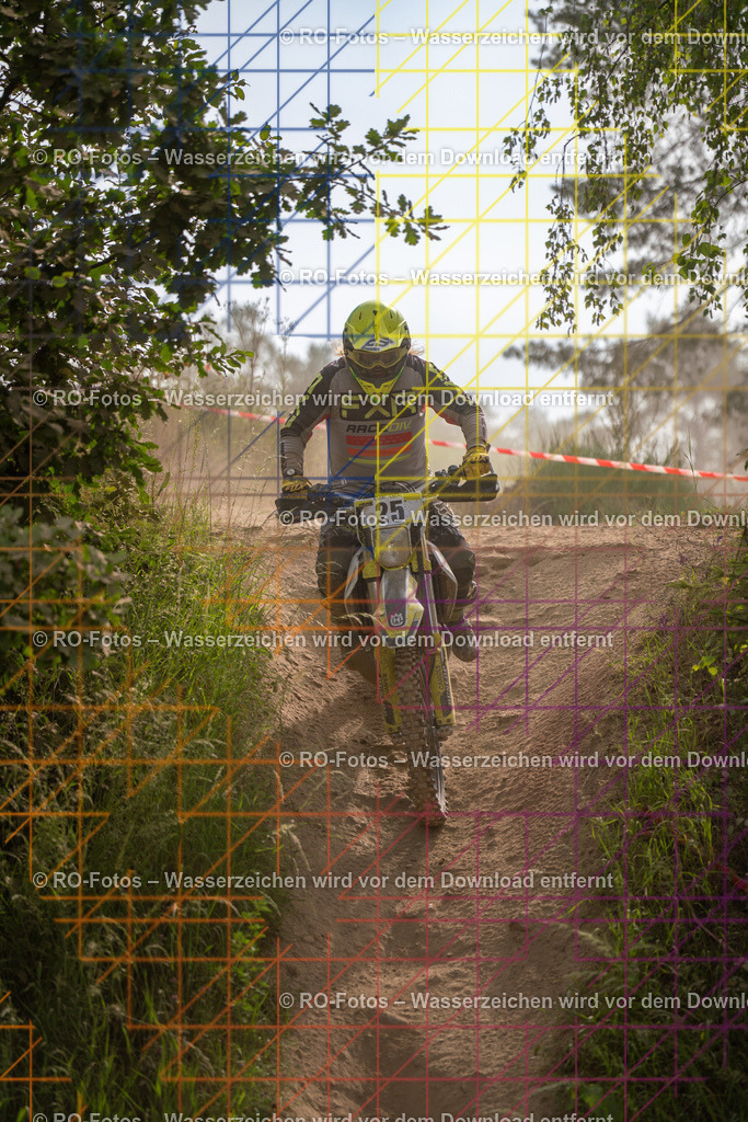 Niederwürzbach 4 Lauf-384 | Sportfotografie von RO-Fotos: Motorsport, Motocross, Enduro, Laufveranstaltungen und Triathlon. Professionelle Fotos von Sportlern und Events. - Realisiert mit Pictrs.com