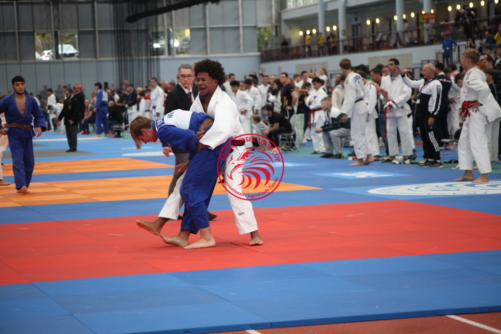 IMG_0869 | Fotos vom Adler Cup - Pictures from Adler Cup

Hier findet Ihr alle Eindrücke und großen Momente der Adler Cup Wochenenden. Here you will find all impressions and great moments of the Adler Cup weekends. - Realisiert mit Pictrs.com