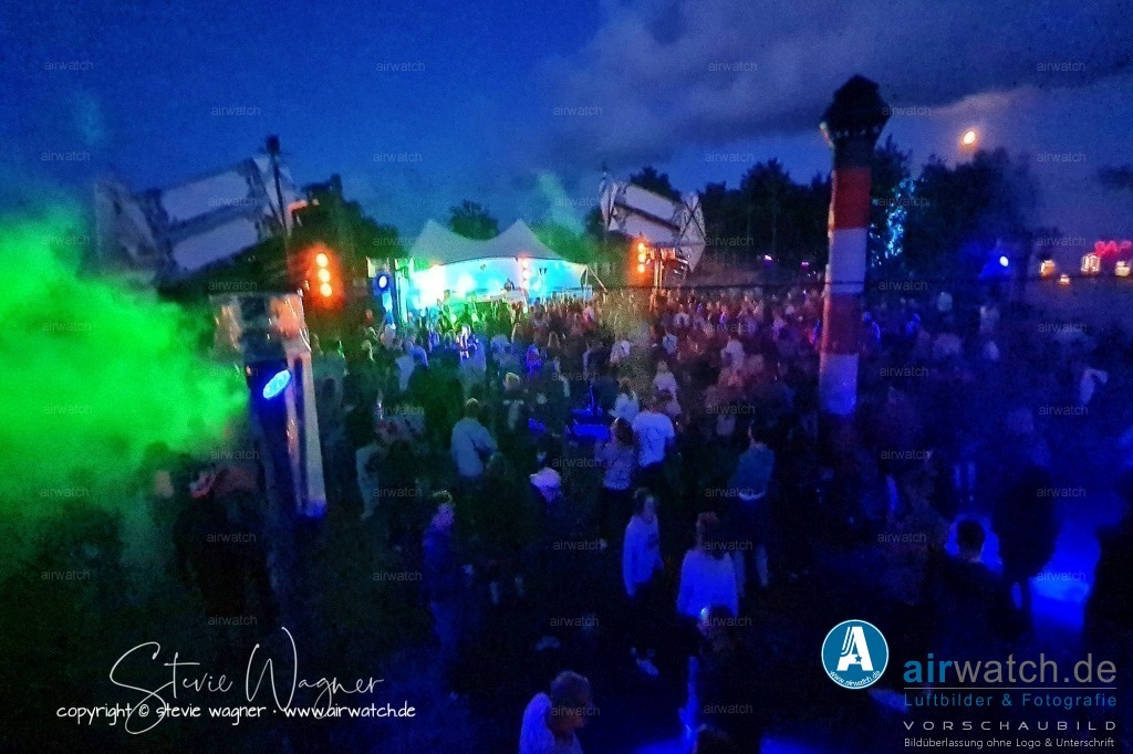 Bachblyten® Festival 2023 | Entdecken Sie atemberaubende Luftbilder und Fotografien auf airwatch.de - Tauchen Sie ein in eine Welt voller faszinierender Aufnahmen aus der Vogelperspektive.