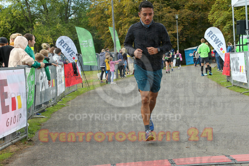 220925_1307_EX1_0041 | Sportfotografie im Rhein-Sieg Kreis, Köln, Bonn, NRW, Rheinland Pfalz, Hessen, etc. Unser Tätigkeitsfeld umfasst den Laufsport vom Volkslauf über den Marathon, Duathlon, Triathon bis zum Ultralauf wie Kölnpfad Ultra oder Schindertrail.