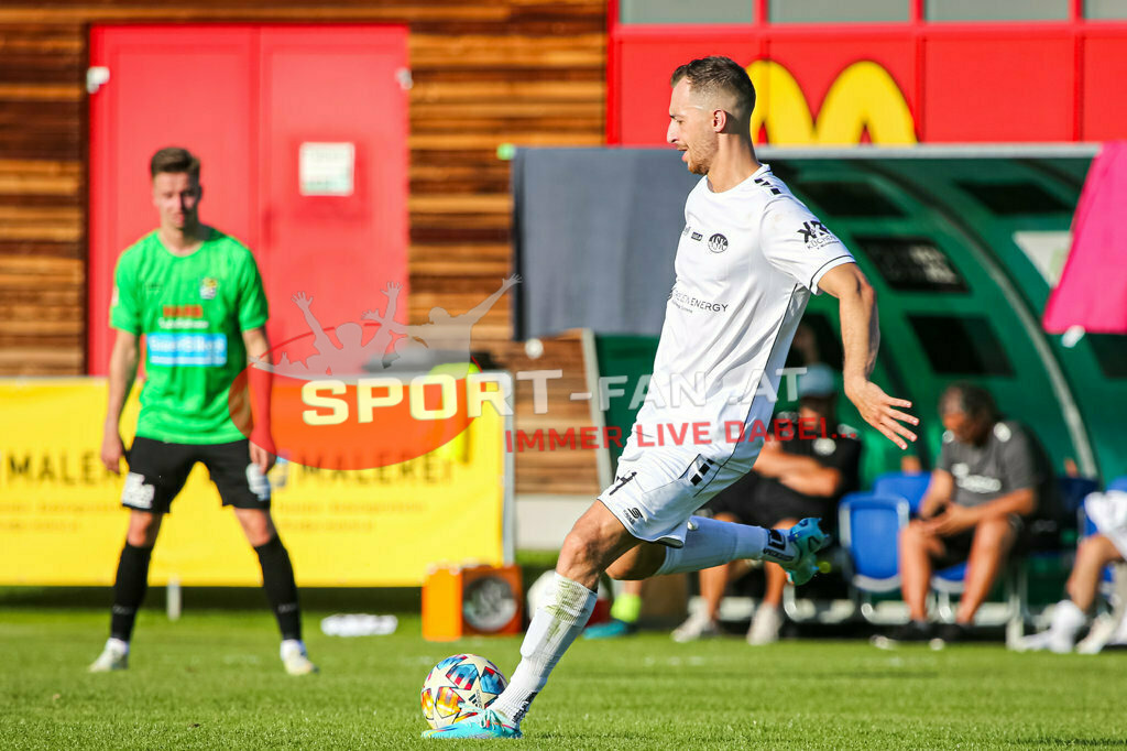 ASK Klagenfurt - SC Weiz 2:3, Kärntner Liga 3. Runde | Denis Sinanovic (ASK Klagenfurt #9) ASK Klagenfurt - SC Weiz 2:3 am 13.08.2023 in Klagenfurt
(ASK Sportzentrum Fischl), Austria, (Photo by Ernst Krawagner sport-fan.at) - Realisiert mit Pictrs.com