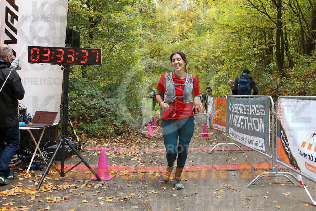 251026_1335_EX1_3693 | Sportfotografie im Rhein-Sieg Kreis, Köln, Bonn, NRW, Rheinland Pfalz, Hessen, etc. Unser Tätigkeitsfeld umfasst den Laufsport vom Volkslauf über den Marathon, Duathlon, Triathon bis zum Ultralauf wie Kölnpfad Ultra oder Schindertrail.