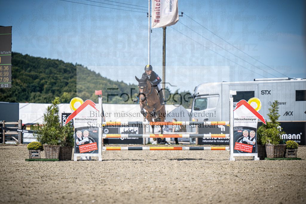 DOS_1109 | Entdecke hochwertige Reitturnierfotos von Foto Oger. Professionell, emotional und authentisch – jetzt Lieblingsmomente im Shop bestellen.Deutschlandweite Turnierfotografie. - Realisiert mit Pictrs.com