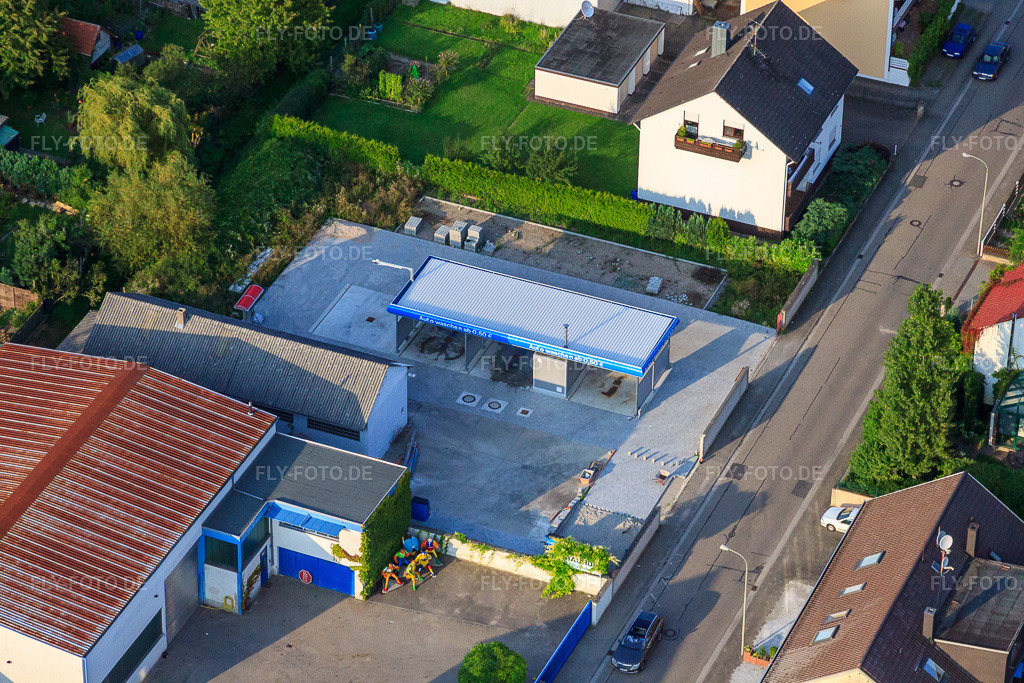Luftbild: Elsässerstraße Autowaschplatz in Kandel im Bundesland Rheinland-Pfalz in Deutschland. Foto: IMG_32855.jpg vom 03.09.2010 durch Werner Riehm/FLY-FOTO.de