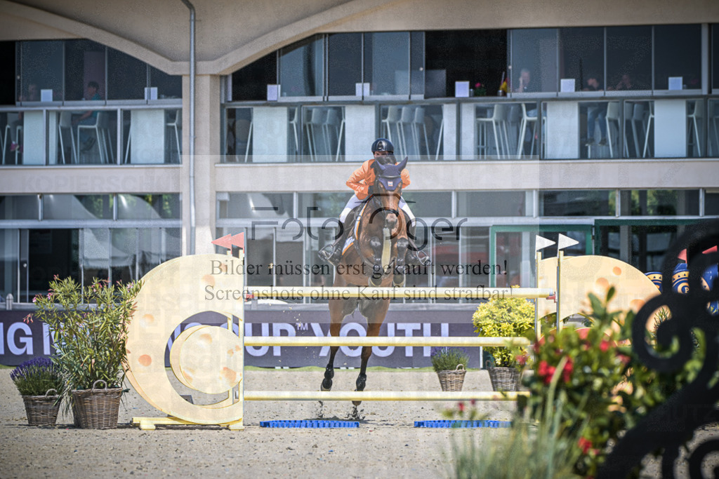 DOS_4986 | Entdecke hochwertige Reitturnierfotos von Foto Oger. Professionell, emotional und authentisch – jetzt Lieblingsmomente im Shop bestellen.Deutschlandweite Turnierfotografie. - Realisiert mit Pictrs.com