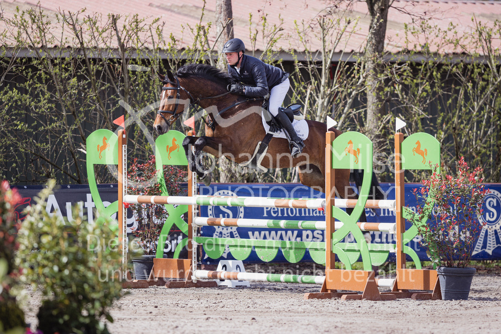 230411_Mühlen_03SprPf-L-312 | Deine schönsten Turniermomente als professionelle Fotos! Entdecke hochwertige Pferdesport-Fotografie im Online-Shop. Jetzt Fotos finden & bestellen!