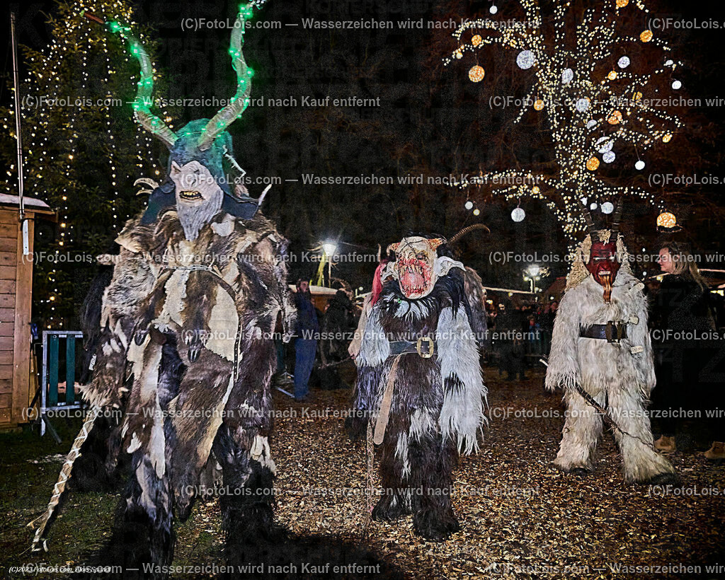 ALP5351_WIESELBURGER ADVENT_Perchtenlauf | (C)FotoLois.com, Alois Spandl, WIESELBURGER ADVENT, Perchtenlauf, So 10. Dez. 2023.