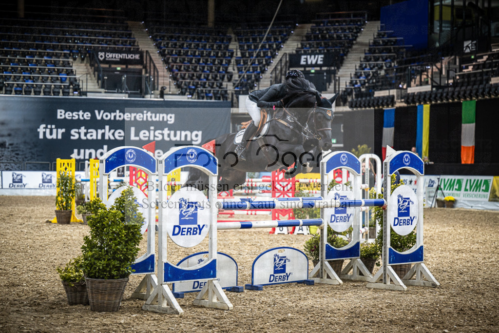 DOS_0542 | Entdecke hochwertige Reitturnierfotos von Foto Oger. Professionell, emotional und authentisch – jetzt Lieblingsmomente im Shop bestellen.Deutschlandweite Turnierfotografie. - Realisiert mit Pictrs.com