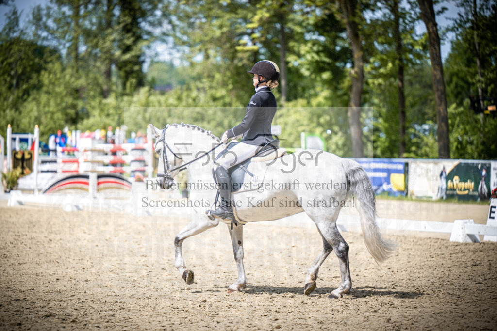 DOS_2795 | Reitturnier Venne - Realisiert mit Pictrs.com