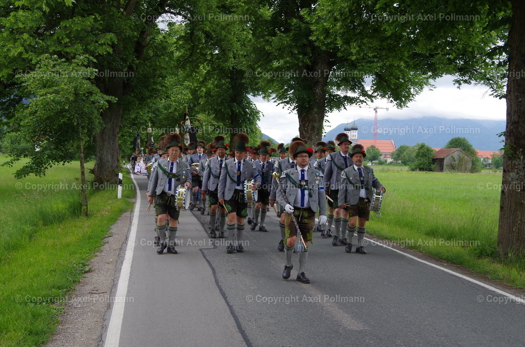 IMGP5829 | fotografiert von Axel PollmannLeonhardi Wallfahrt Benediktbeuern und Murnau, Fronleichnam, Fasching, Landschaft im Loisachtal und Benediktbeuern  - Realisiert mit Pictrs.com