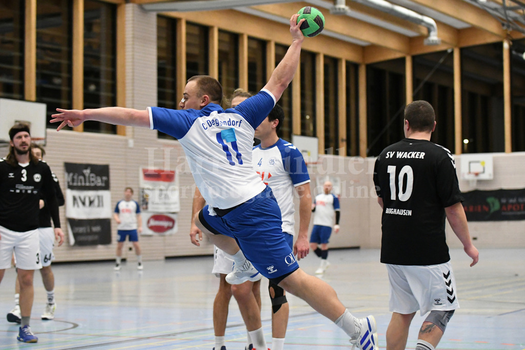 HC Deggendorf : Burghausen II | Aaron Zaglauer (HC Deggendorf  #17) - Realisiert mit Pictrs.com