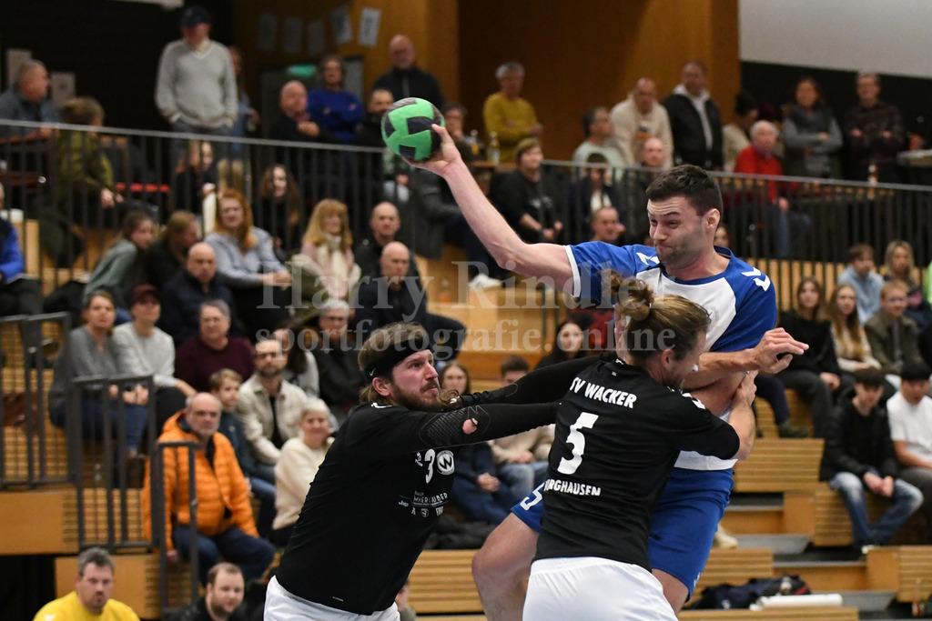 HC Deggendorf : Burghausen II | Michael Buchner  (HC Deggendorf  #5) - Realisiert mit Pictrs.com