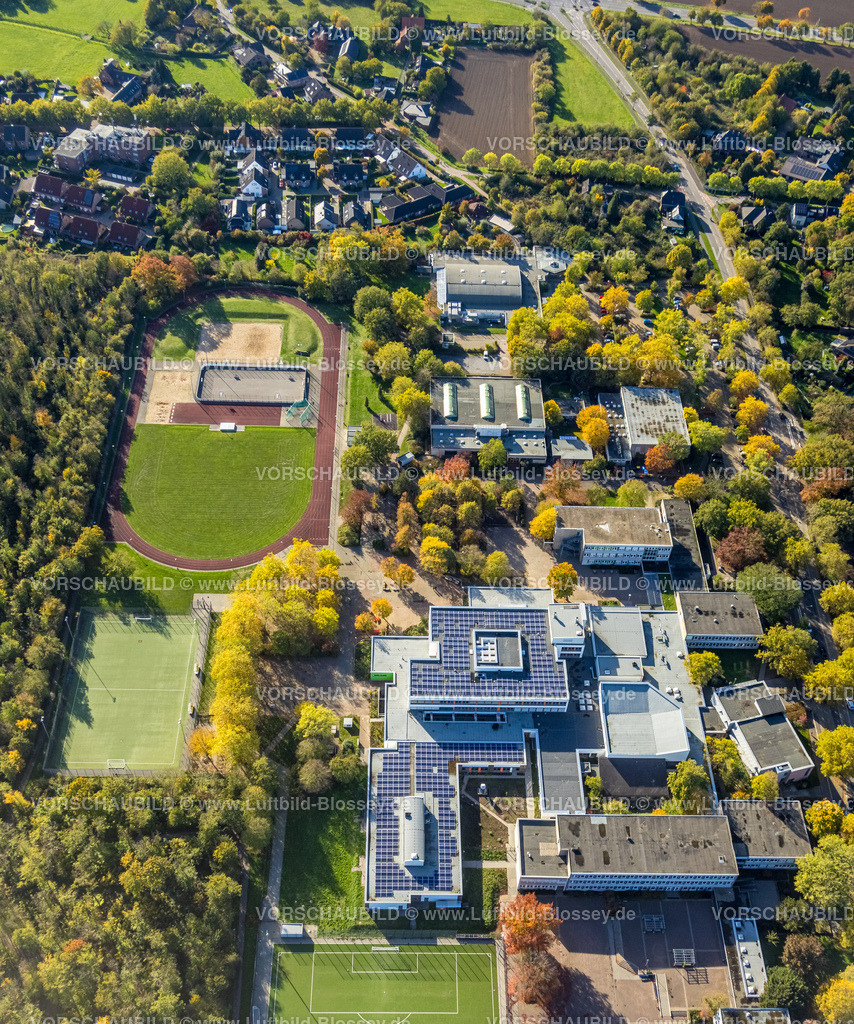 Neukirchen-Vluyn221004820 | Luftbild, Schulzentrum mit Sportanlage, Städtische Gesamtschule, Neukirchen, Neukirchen-Vluyn, Ruhrgebiet, Niederrhein, Nordrhein-Westfalen, Deutschland