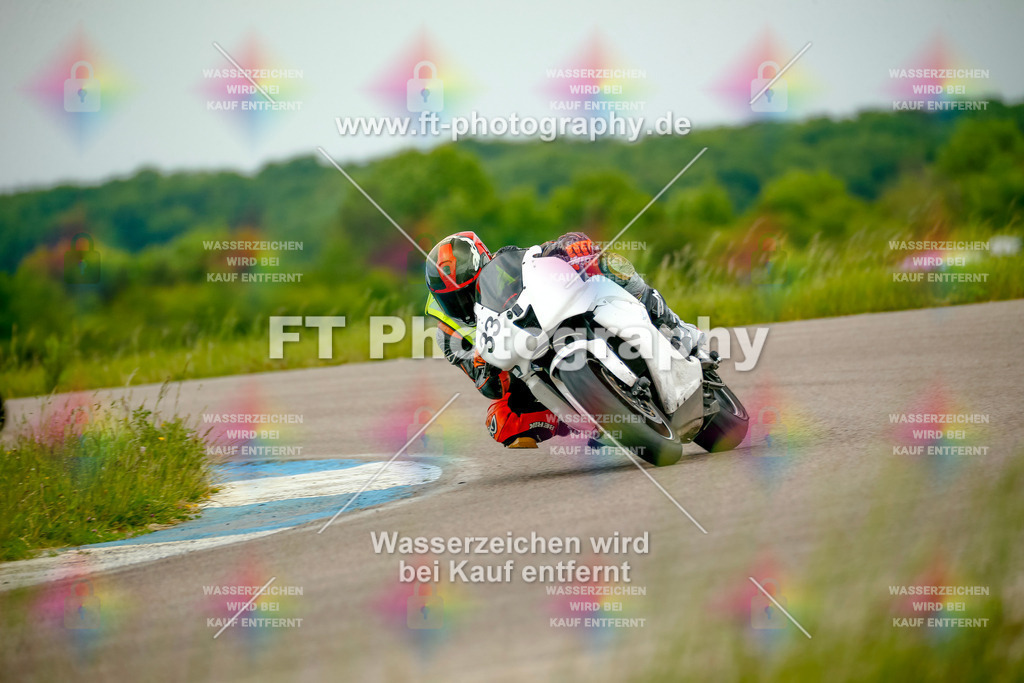 _MOT2143 | Hier findet Ihr Bilder von Touristenfahrten auf der Nürburgring Nordschleife oder von anderen Veranstaltungen die ich besucht habe. Viel Spass beim Durch Schauen 