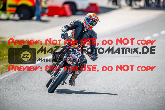 MaZZes_FotoMatrix_230506_5074 | S4