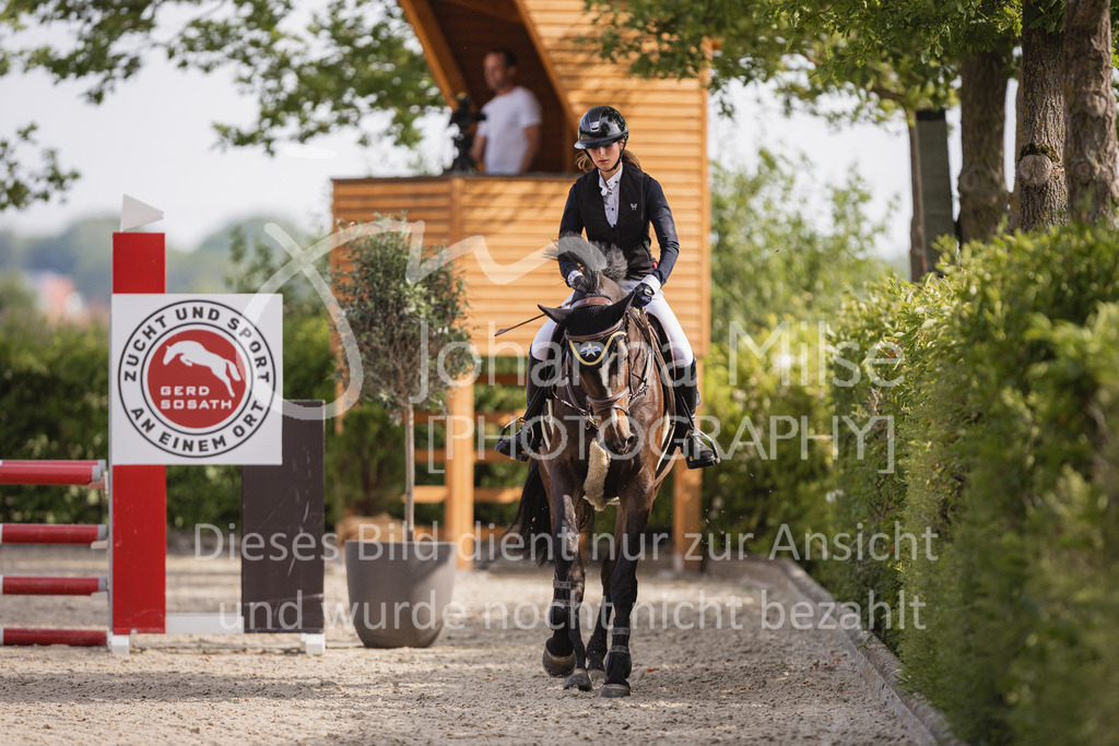 230616_Lemwerder_SprPf-Ageschl-805 | Deine schönsten Turniermomente als professionelle Fotos! Entdecke hochwertige Pferdesport-Fotografie im Online-Shop. Jetzt Fotos finden & bestellen!