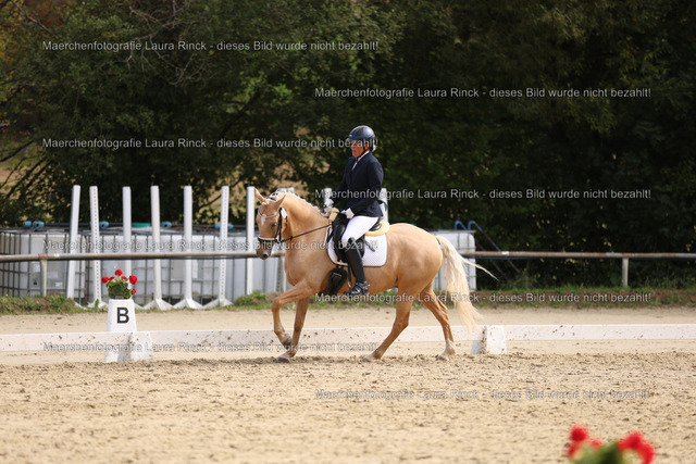 HG9A1510 | laurarinckfotografie - Realisiert mit Pictrs.com