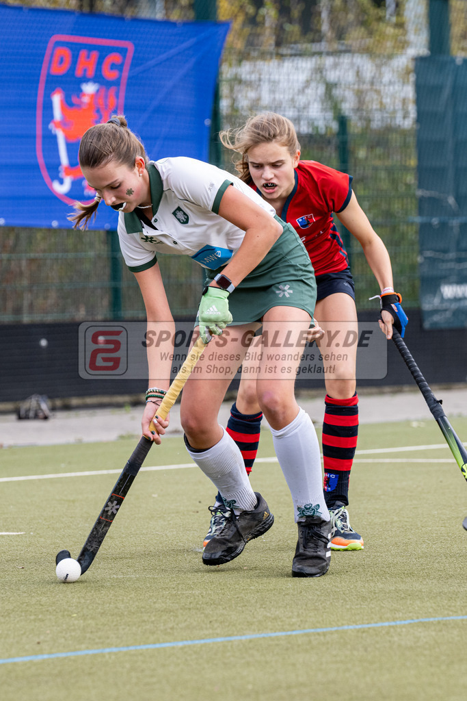 SFE_20231021_0108 | Deutsche Meisterschaft Weibliche U16 Halbfinale Uhlenhorst Mülheim - Berliner HC am 21.10.2023 in Köln (Düsseldorfer Hockeyclub 1905 e.V.), Photo: Stephan Fehrmann 2023 (Sports-Gallery)