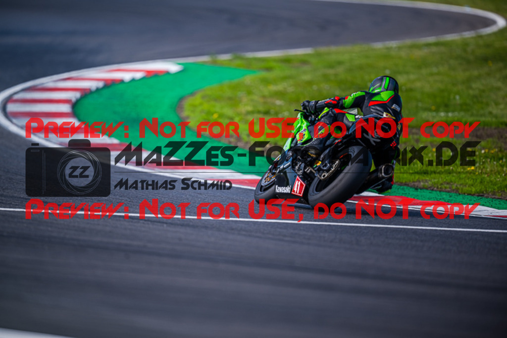 MaZZes_FotoMatrix_220507_95218 | Fotograf Mathias Schmid
Sportfotograf,
Eventfotograf,
Hochzeitsfotograf,
Portraitfotograf