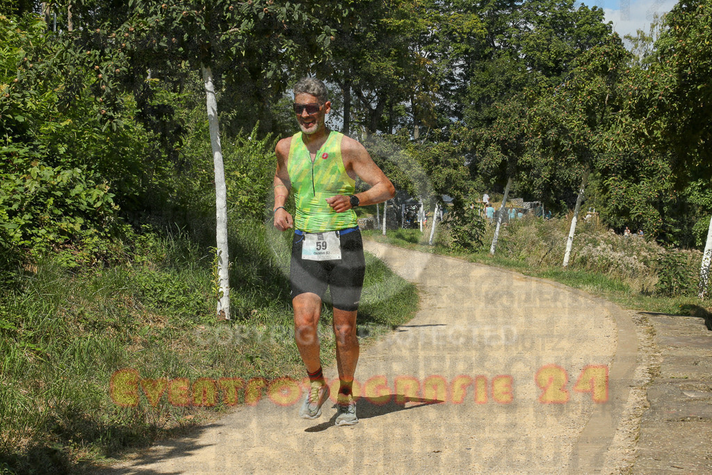 250824_1227_EX1_9419 | Sportfotografie im Rhein-Sieg Kreis, Köln, Bonn, NRW, Rheinland Pfalz, Hessen, etc. Unser Tätigkeitsfeld umfasst den Laufsport vom Volkslauf über den Marathon, Duathlon, Triathon bis zum Ultralauf wie Kölnpfad Ultra oder Schindertrail.