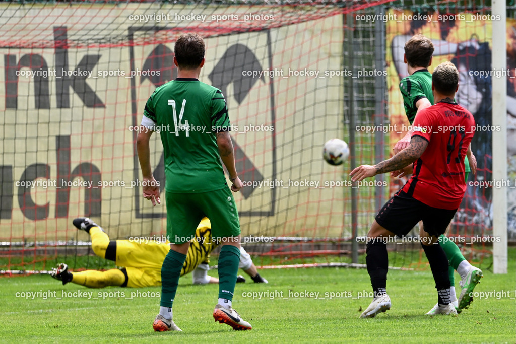 ATUS Nötsch vs. SC Landskron | Tor ATUS Nötsch, #14 Daniel Arneitz SC Landskron, #91 Christian Lussnig ATUS Nötsch, #1 Aric Leon Haimburger SC Landskron, ATUS Nötsch vs. SC Landskron, ATUS Nötsch vs. SC Landskron am 26.07.2025 in Nötsch (Dobratsch Arena), Austria, (Photo by Bernd Stefan)