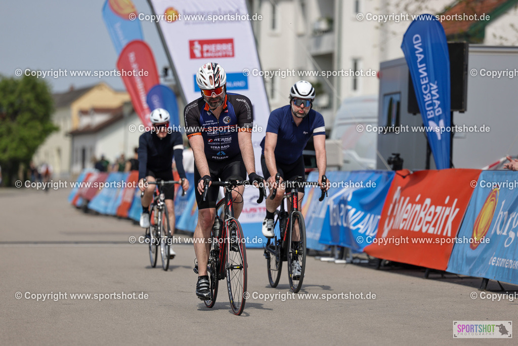 VJ__9729 | Neusiedlersee Radmarathon 2026@sportshot_your_pictrs #yourpictures#roadtowm2029 #nrm #neusiedlerseeradmarathon #neusiedlersee #neusiedlerseetourismus #burgenland #mörbisch #nrm26 #burgenlandtourismus #voglundco #poweredbyburgenlandtourismus #radsport #rad #marathon #ucigranfondo #visitburgenland #ucigranfondoworldseries