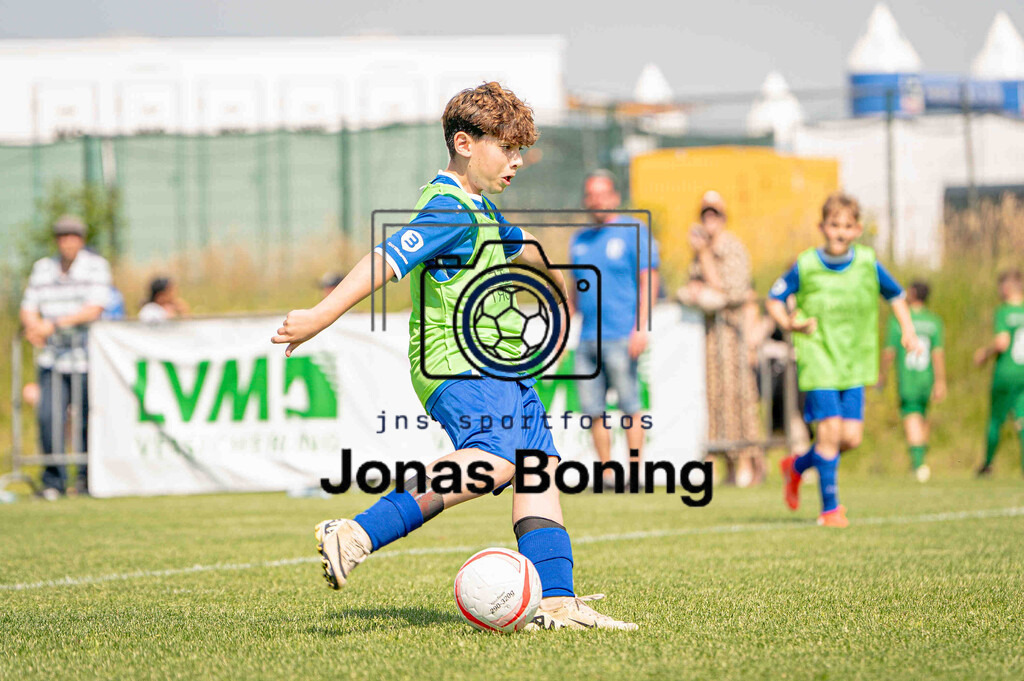 Fußball I E-Junioren I Saison 2025-2026 I OM-Cup Lüsche I Samstag  I 22947 | jns.sportfotos - Realisiert mit Pictrs.com