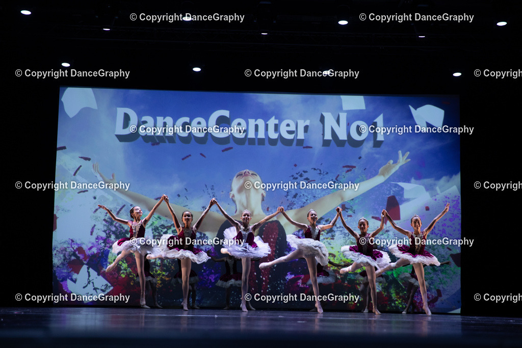 GPHY5925 | DanceGraphy - Realisiert mit Pictrs.com