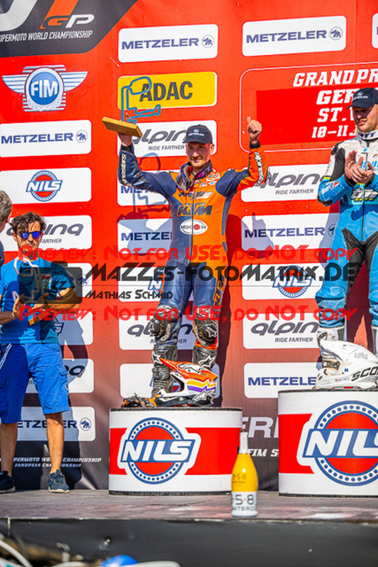 MaZZes_FotoMatrix_230611_7578 | S1