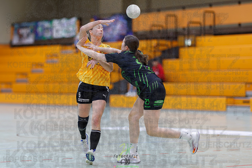 Frauen Oberliga Mitte (HHV); HSG Kleenheim/Langgöns II - HSG Eibelshausen/Ewersbach | Frauen Oberliga Mitte (HHV); HSG Kleenheim/Langgöns II - HSG Eibelshausen/Ewersbach am 01.11.2025 in Oberkleen (Weidig-Halle)Photo © 2025 - Jörg Heinrich - Realisiert mit Pictrs.com