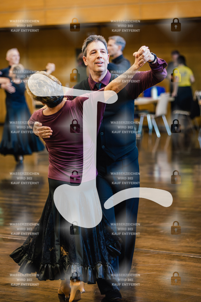 LM Hessen Viernheim - Sen III D Standard 2nd (13) Martin Sachs _ Martina Sachs (TSC Groß-Gerau d. TV 1846)-2026-08-30-9401 | Webshop for digital downloads and prints of dance sport, event & show photographer Julian Link - Realisiert mit Pictrs.com