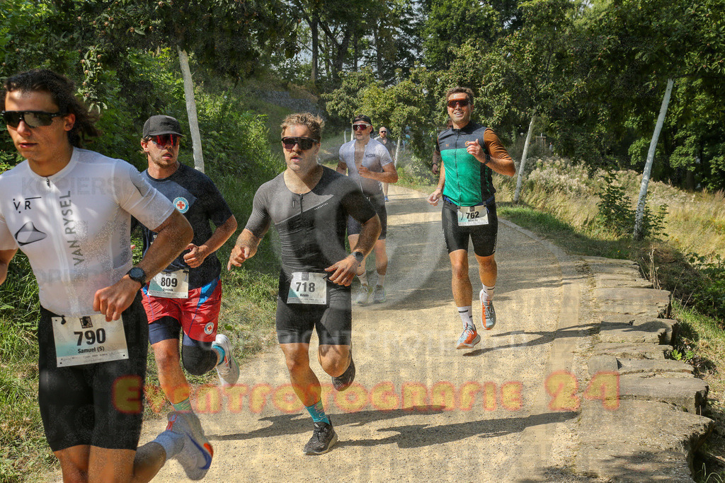 250824_1445_EX1_7427 | Sportfotografie im Rhein-Sieg Kreis, Köln, Bonn, NRW, Rheinland Pfalz, Hessen, etc. Unser Tätigkeitsfeld umfasst den Laufsport vom Volkslauf über den Marathon, Duathlon, Triathon bis zum Ultralauf wie Kölnpfad Ultra oder Schindertrail.