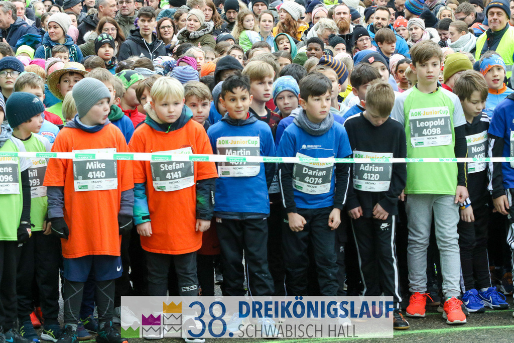400m AOK Junior Cup | 3 Koenigslauf 2024 400m AOK Junior Cup - Realisiert mit Pictrs.com