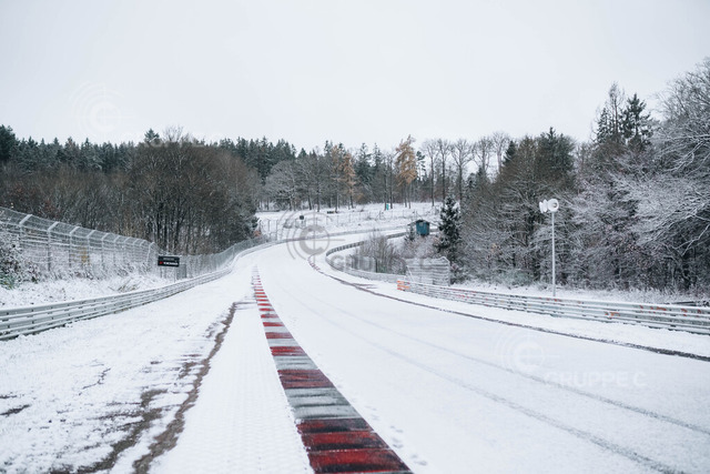 NBR24_112016392300028GT_GT | Nürburgring-Nordschleife 2024 - Foto: Gruppe C Photography - Realisiert mit Pictrs.com