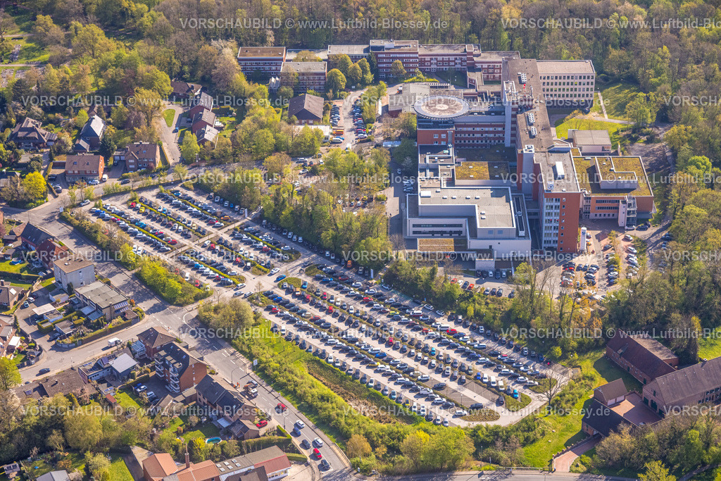 Hamm260400359Heessen | Luftbild, St. Barbara-Klinik Hamm-Heessen und Parkplatz, Stadtbezirk Heessen, Hamm, Ruhrgebiet, Nordrhein-Westfalen, Deutschland