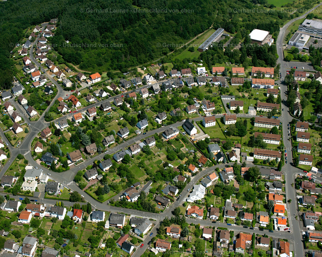 2610653 | Herborn06.09.2006 Wohngebiet einer Einfamilienhaus- Siedlung  in Hörbach im Bundesland Hessen, Deutschland // Single-family residential area of settlement  in Hörbach in the state Hesse, Germany Foto: Gerhard Launer