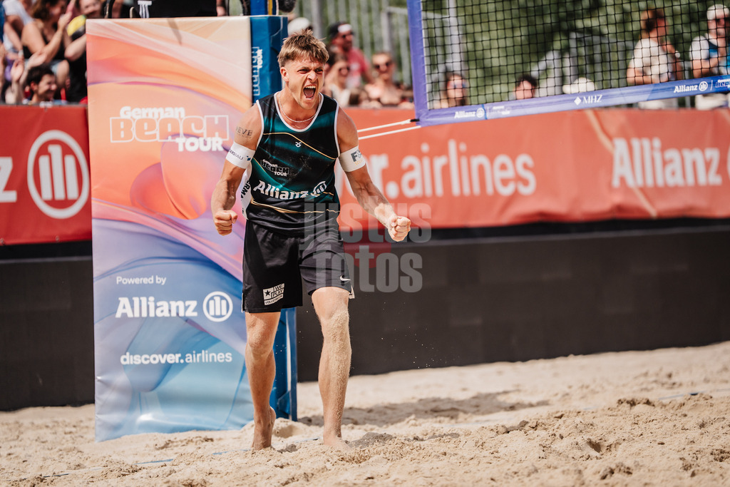 Beachvolleyball | Männer | Allianz German Beach Tour 2025 | Tourstop Bremen | 15.06.2025 | Luis Kubo jubelt